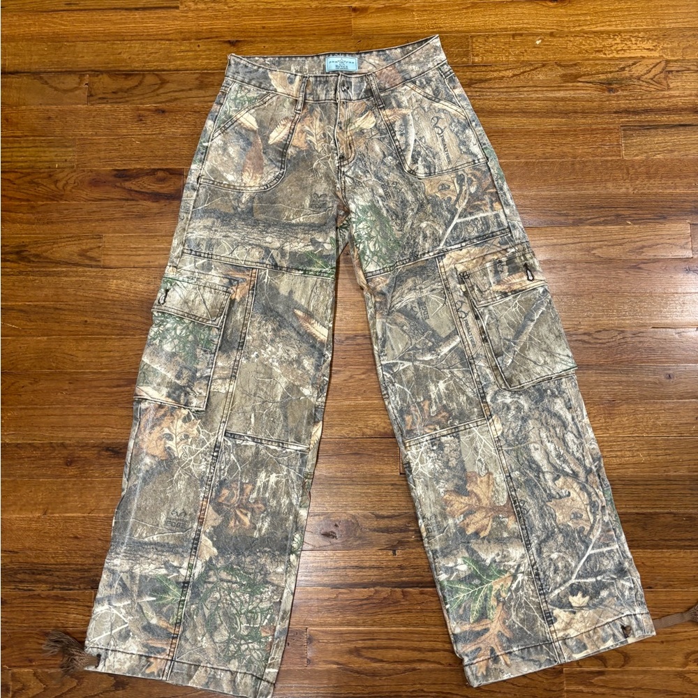 REVICE Camouflage Wide Leg Pants
